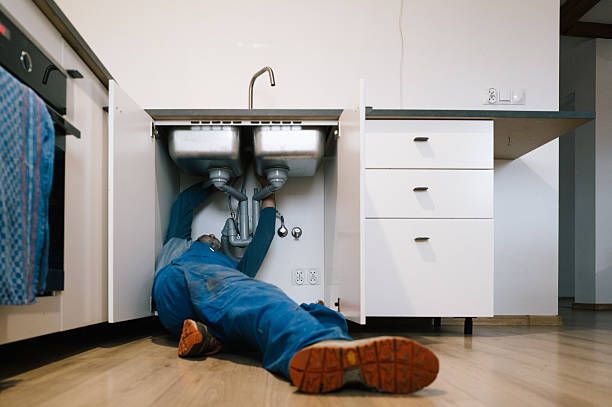 Professional Plumbing technician working in Hundred, WV